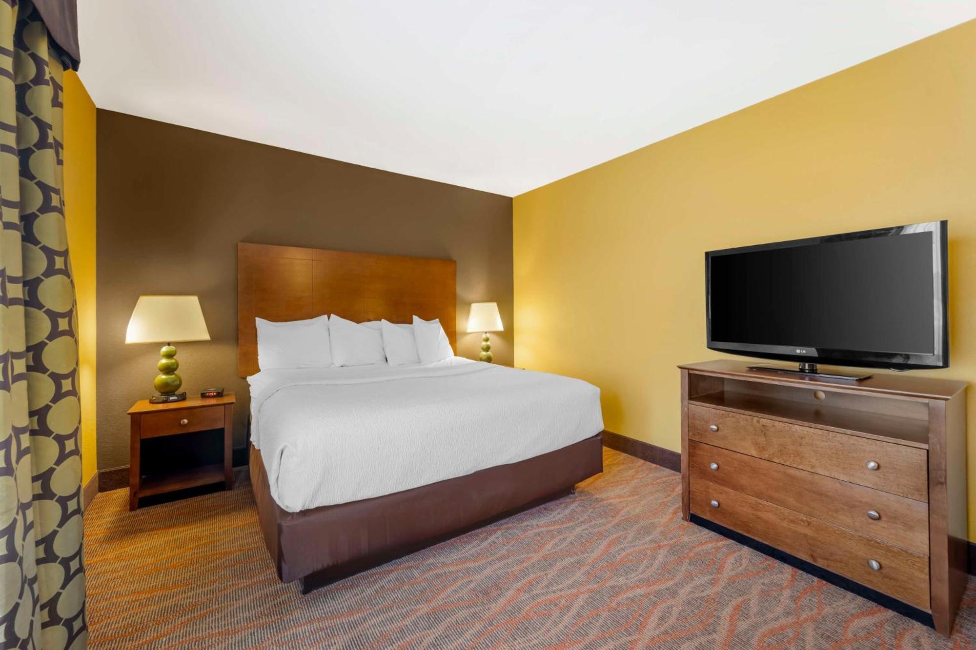 Best Western Plus Tupelo Inn&Suites Exterior foto