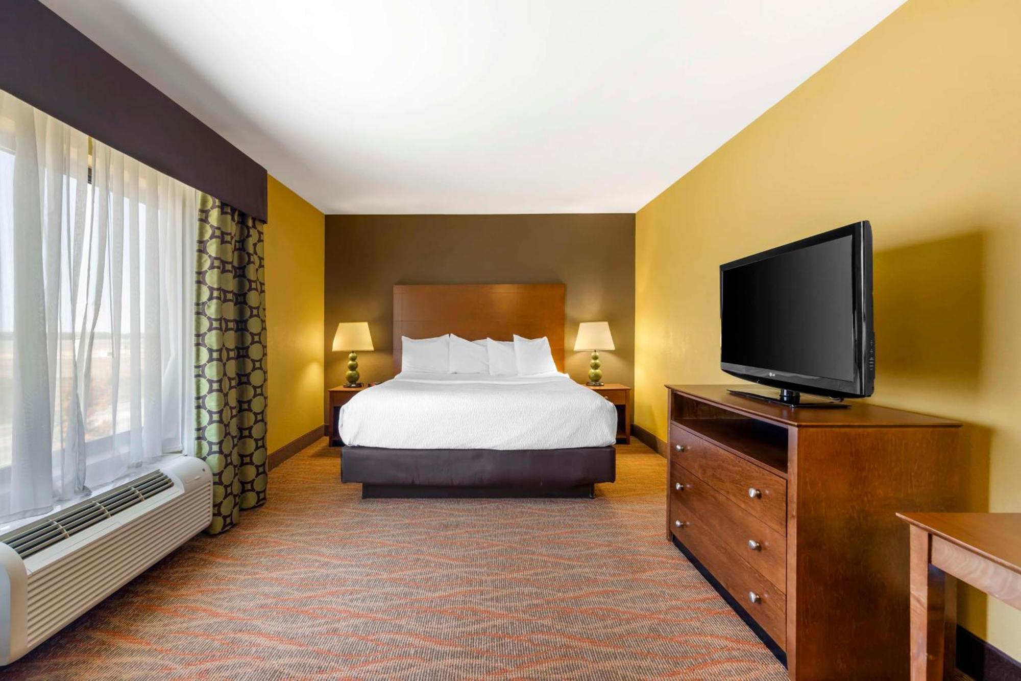 Best Western Plus Tupelo Inn&Suites Exterior foto