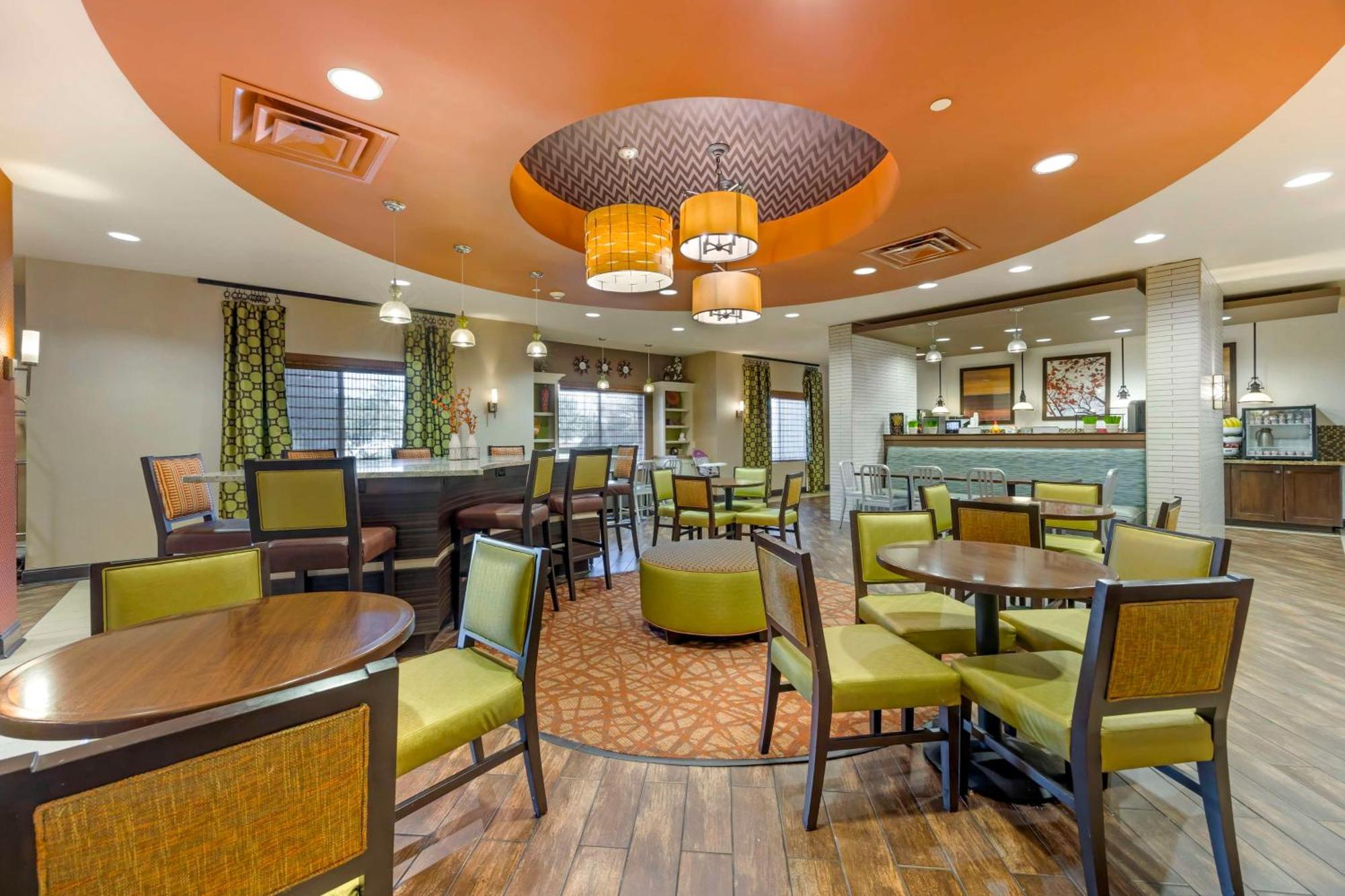 Best Western Plus Tupelo Inn&Suites Exterior foto